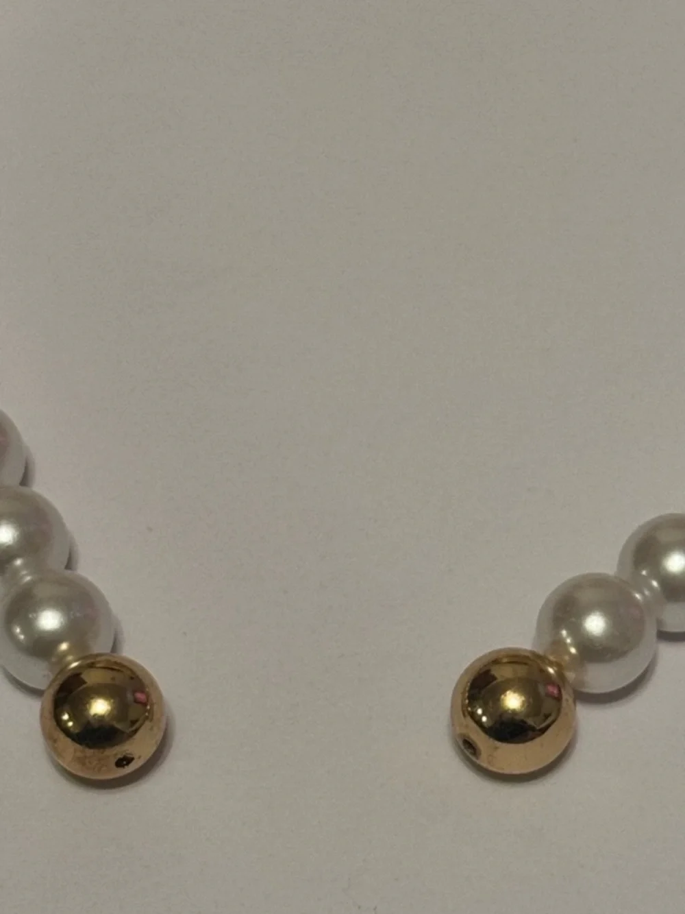 Francesca’s Collections Pearl Headband with Gold Accents
